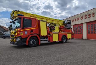 Savoie : les pompiers sauvent Haven, un chien coincé dans une faille rocheuse.
