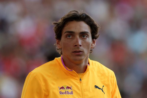Athlétisme : Armand Duplantis bat son 13ᵉ record du monde à la perche avec 6,29 m